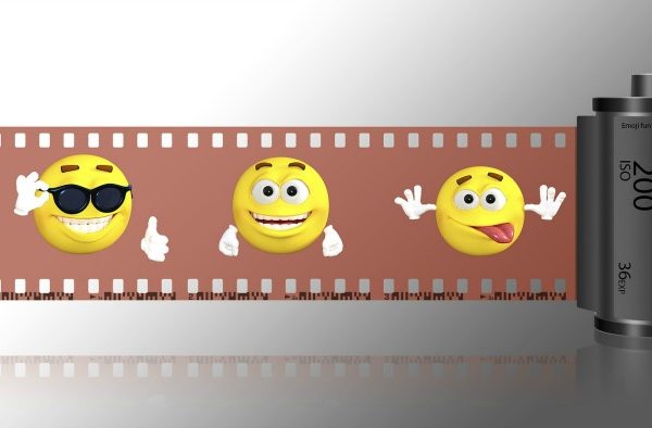 Emoji como parte del lenguaje en la comunicación digital