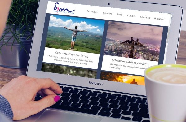 Sitio web de Agencia SIM. Atención al cliente y calidad en el servicio